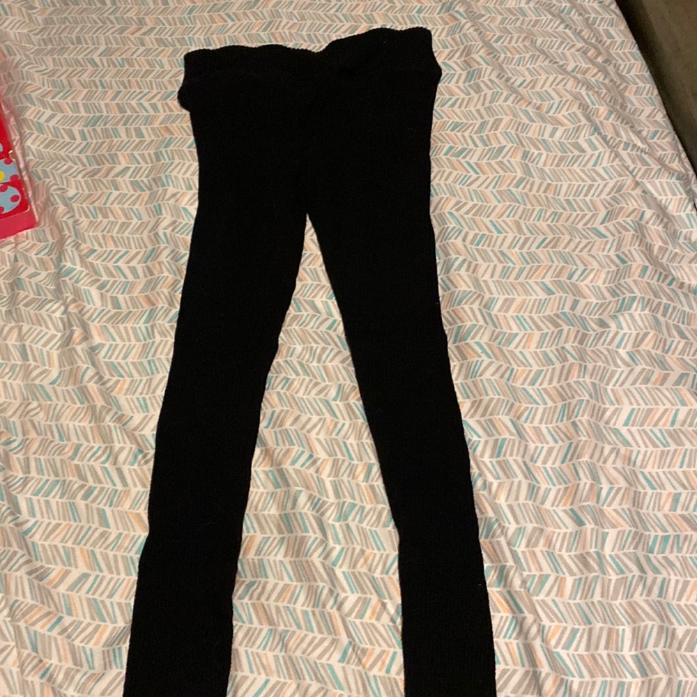 Art class black leggings long legs